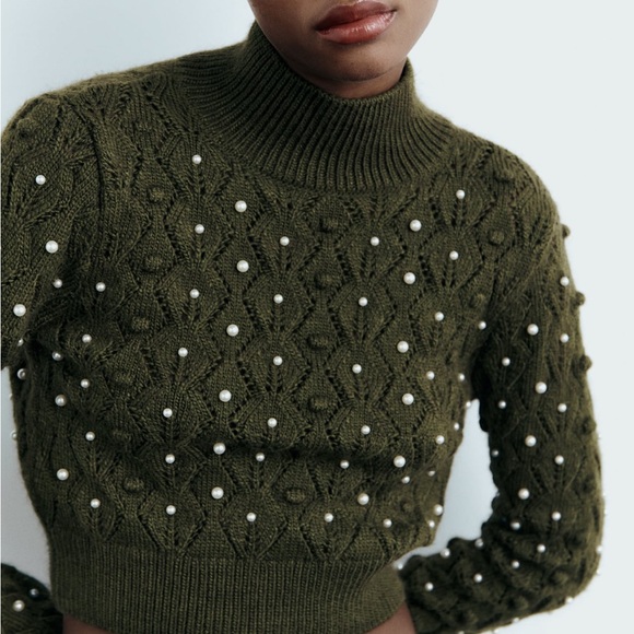 NWT Zara knit open back pearly sweater - Picture 3 of 6
